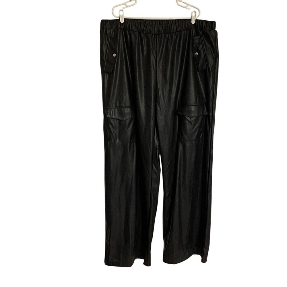 Boohoo Women Plus Sz 22 Black High Rise Faux Leather Wide Leg Cargo Pants NWT